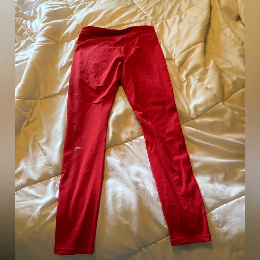 FABLETICS RED LEGGINGS